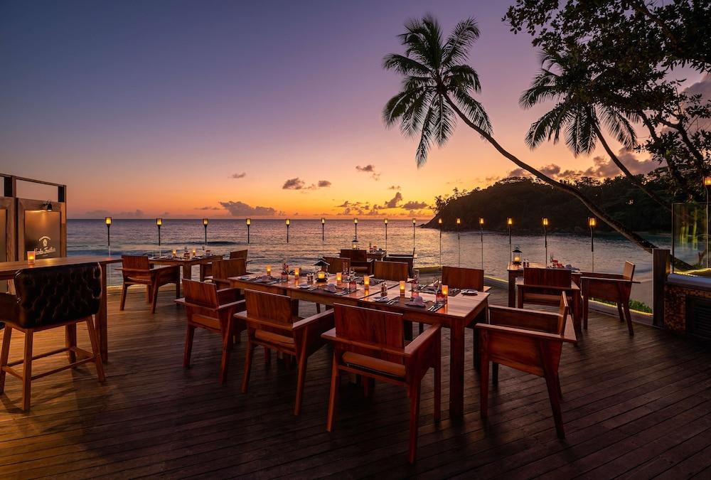 Avani Barbarons Seychelles Resort Grand Anse  Екстериор снимка